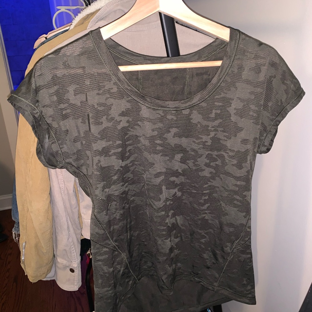 lulu lemon top